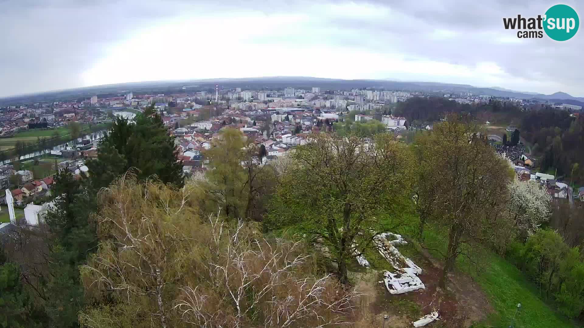 Webcam Karlstadt Burg Dubovac – Liveblick auf das historische Wahrzeichen