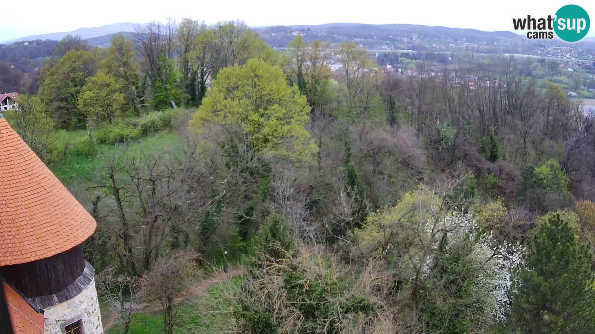 Web kamera Karlovac – Dvorac Dubovac uživo