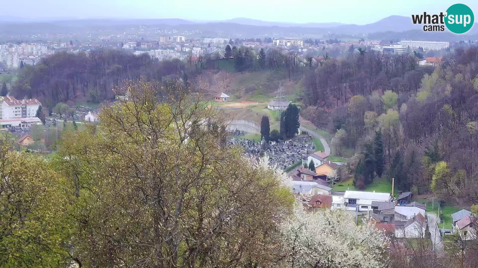 Spletna kamera Karlovac Dubovac grad – Pogled v živo na zgodovinsko znamenitost Karlovca