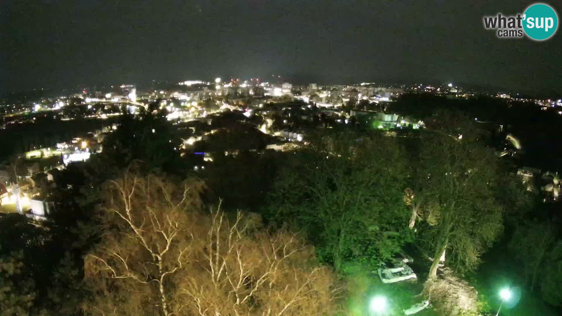 Spletna kamera Karlovac Dubovac grad – Pogled v živo na zgodovinsko znamenitost Karlovca