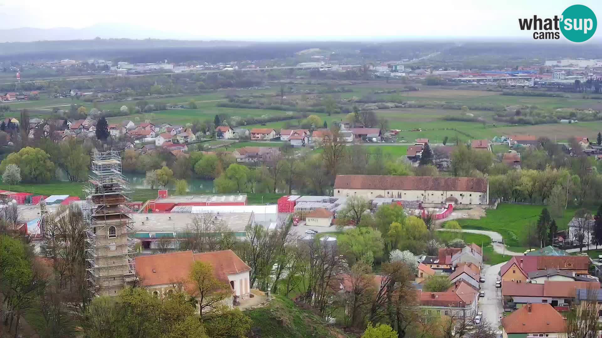 Spletna kamera Karlovac Dubovac grad – Pogled v živo na zgodovinsko znamenitost Karlovca