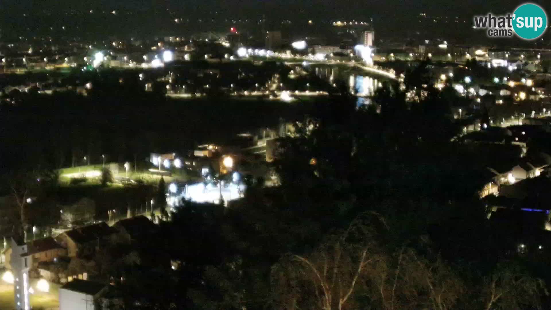 Web kamera Karlovac – Dvorac Dubovac uživo