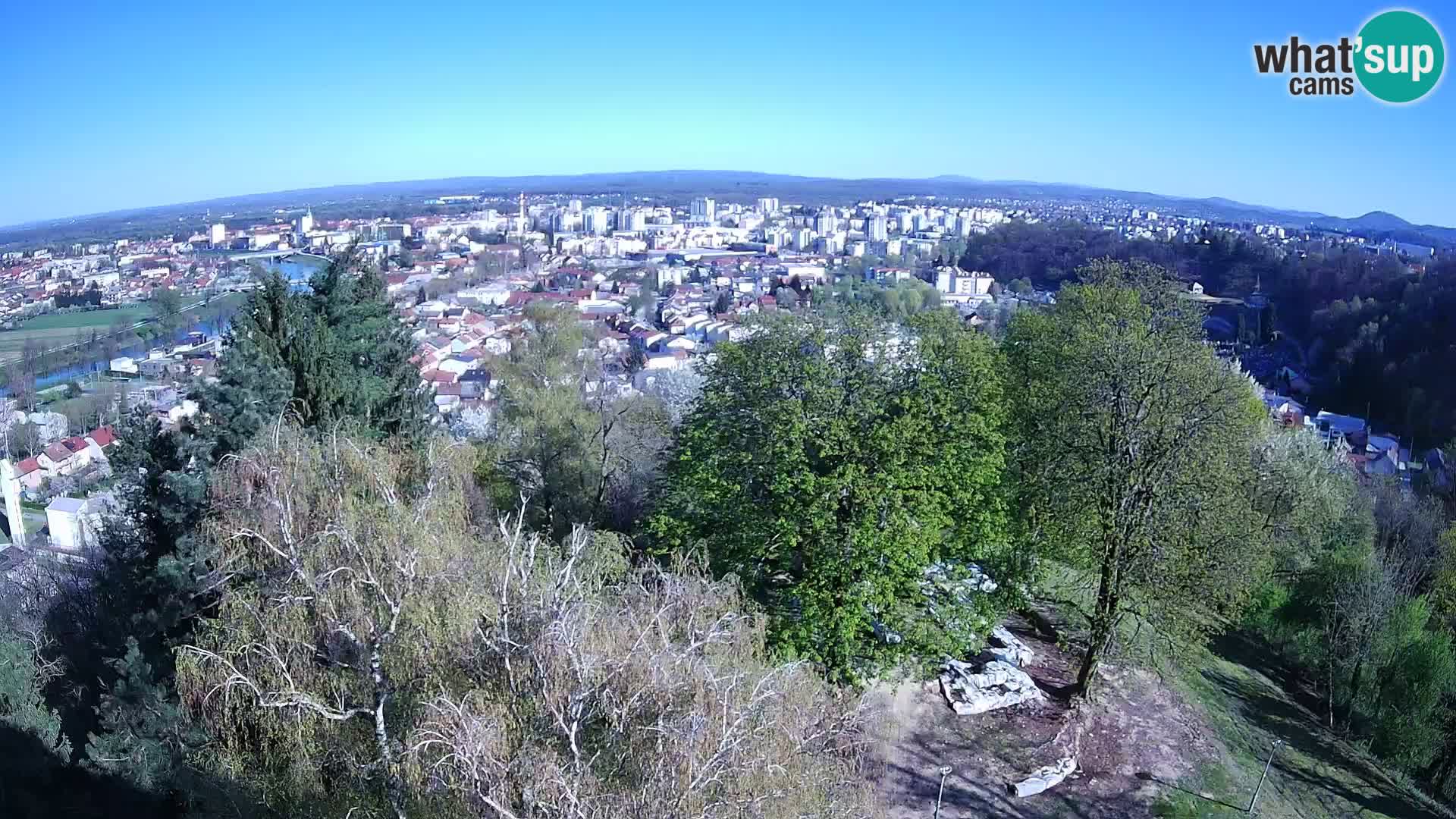 Spletna kamera Karlovac Dubovac grad – Pogled v živo na zgodovinsko znamenitost Karlovca