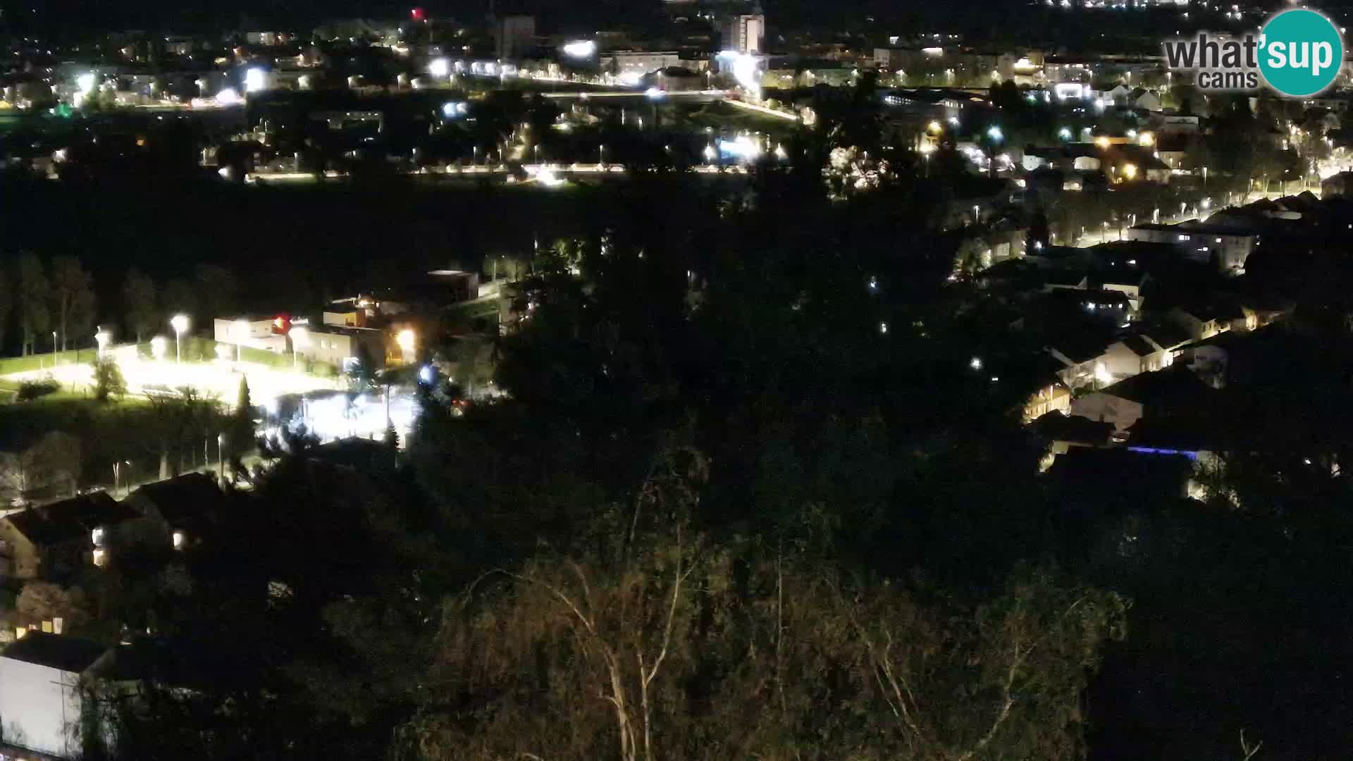 Spletna kamera Karlovac Dubovac grad – Pogled v živo na zgodovinsko znamenitost Karlovca