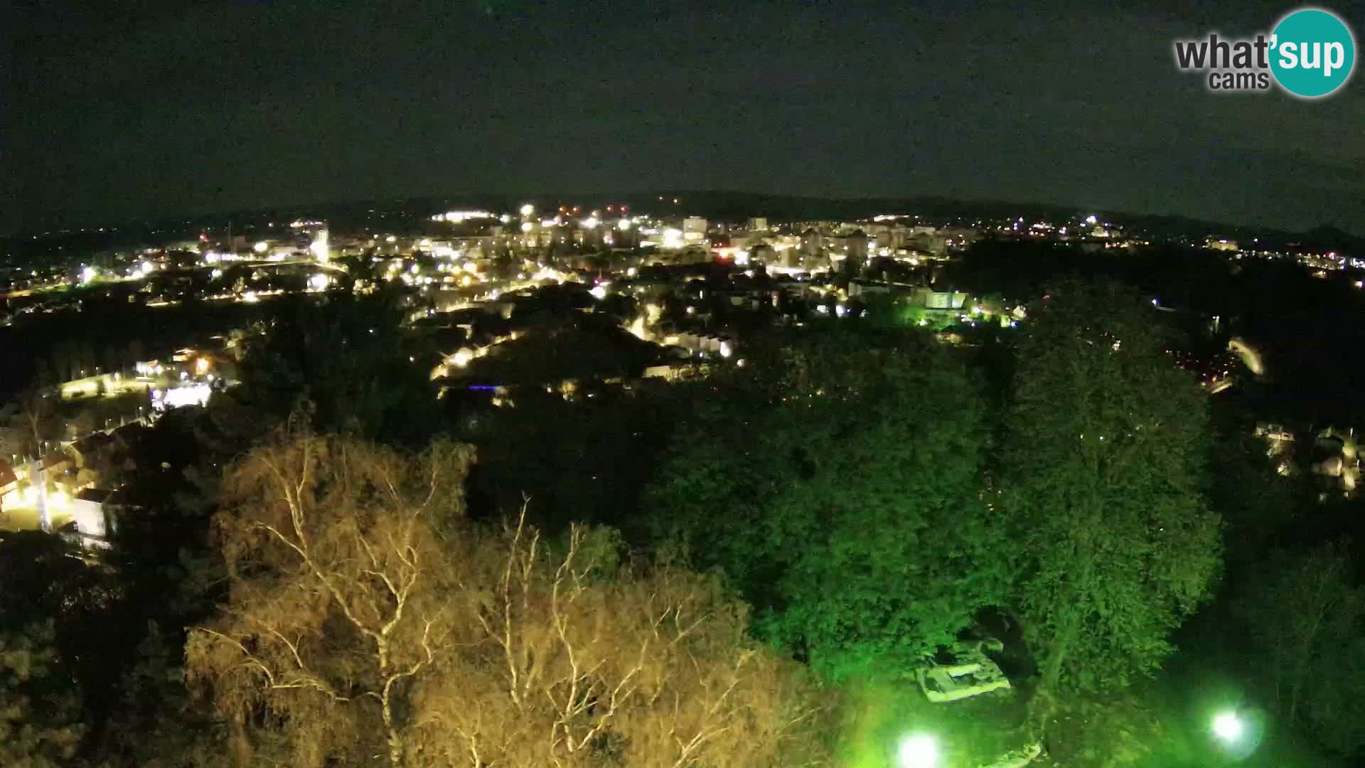 Spletna kamera Karlovac Dubovac grad – Pogled v živo na zgodovinsko znamenitost Karlovca