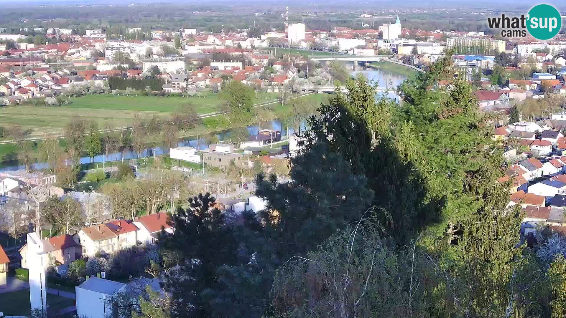 Spletna kamera Karlovac Dubovac grad – Pogled v živo na zgodovinsko znamenitost Karlovca