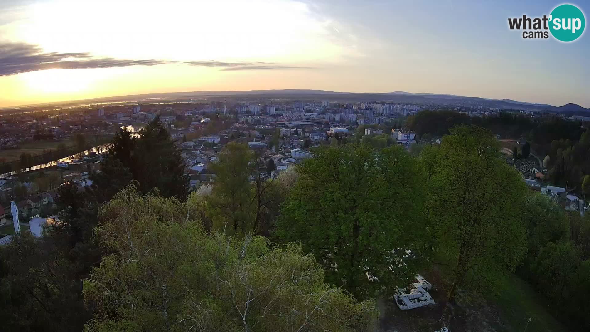 Webcam Karlovac Dubovac Castle – Live View of Karlovac’s Historic Landmark