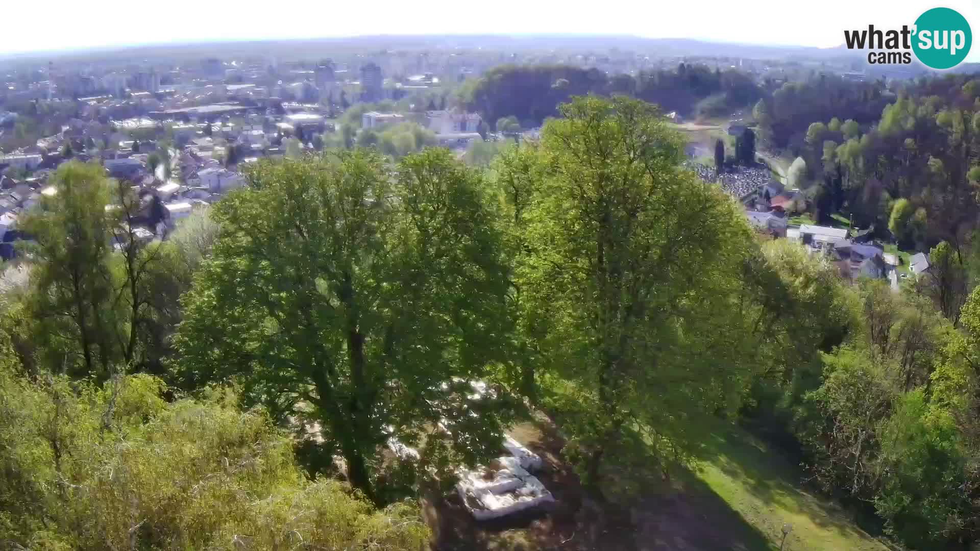 Web kamera Karlovac – Dvorac Dubovac uživo