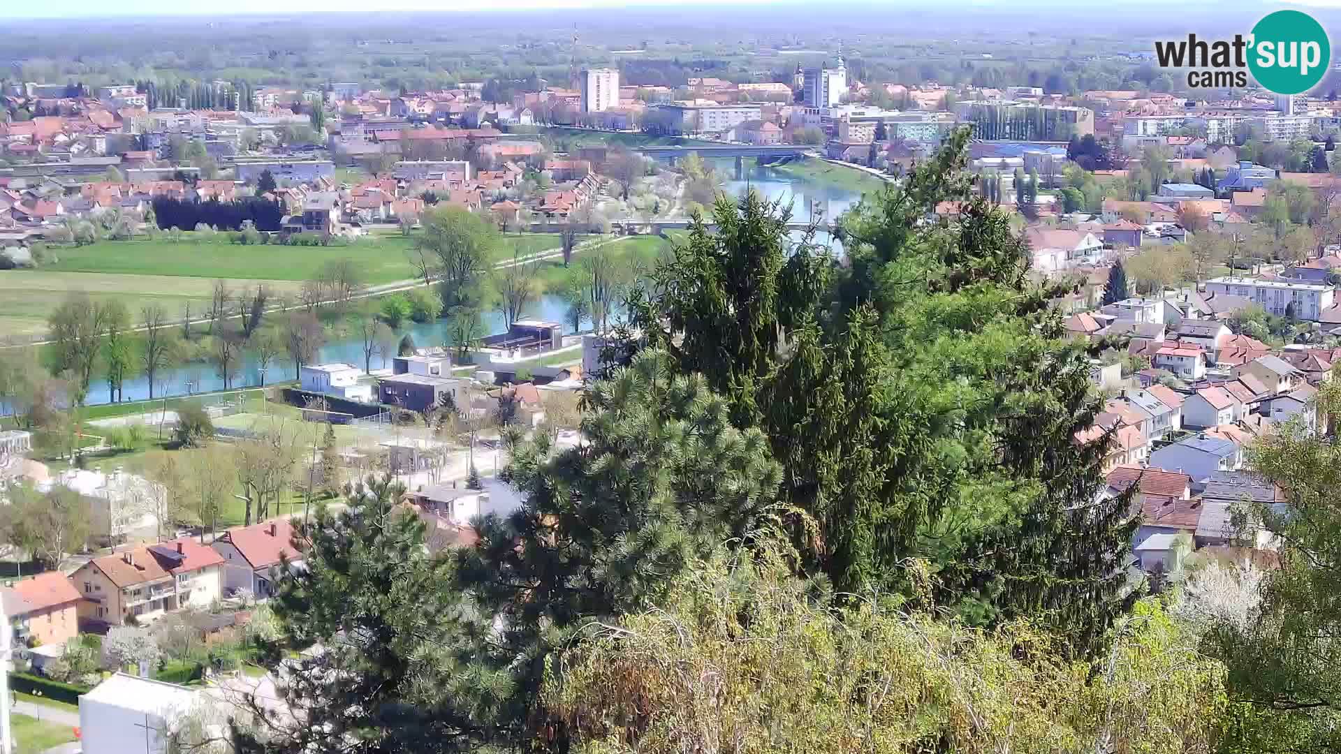 Spletna kamera Karlovac Dubovac grad – Pogled v živo na zgodovinsko znamenitost Karlovca