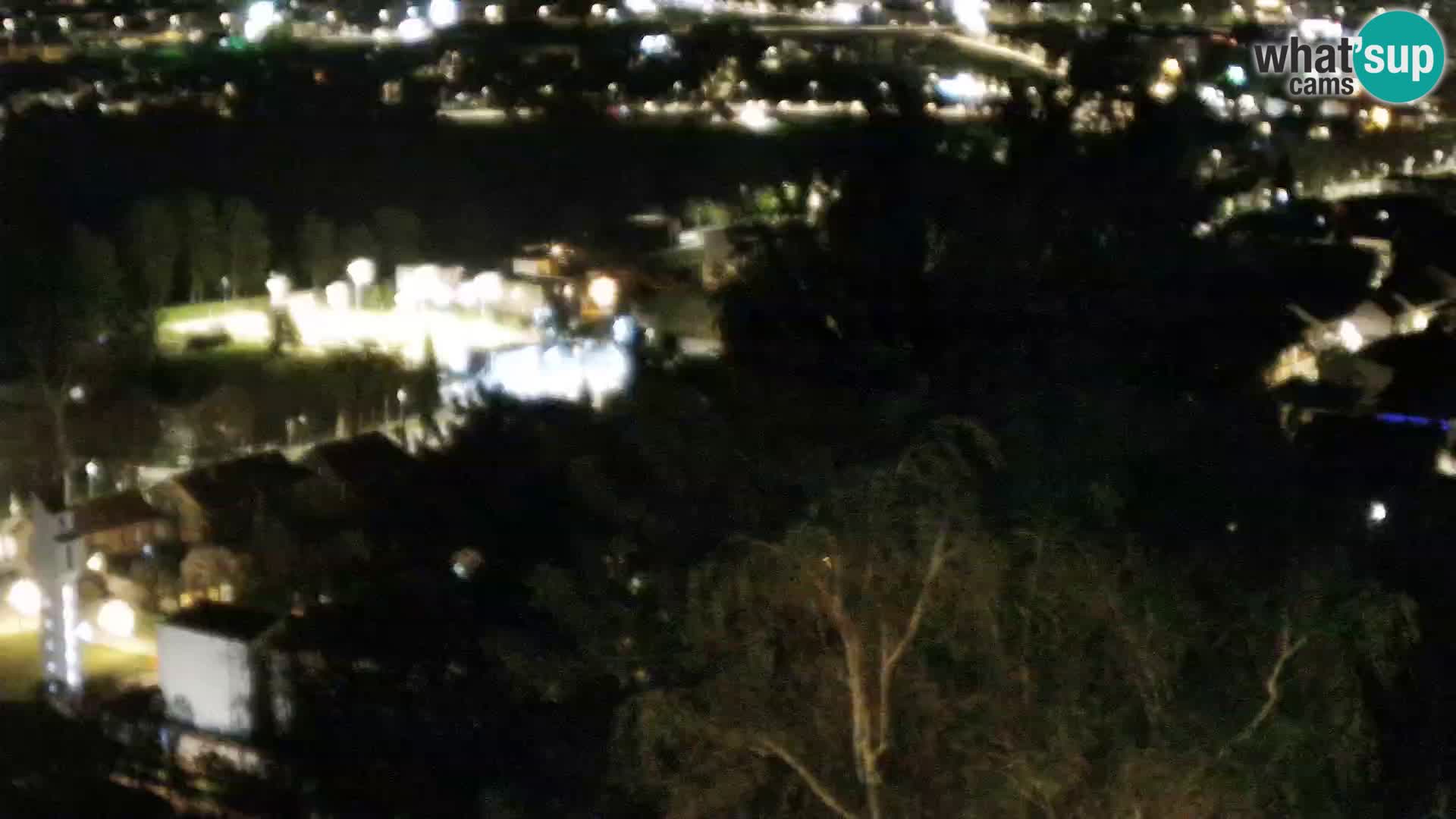 Web kamera Karlovac – Dvorac Dubovac uživo