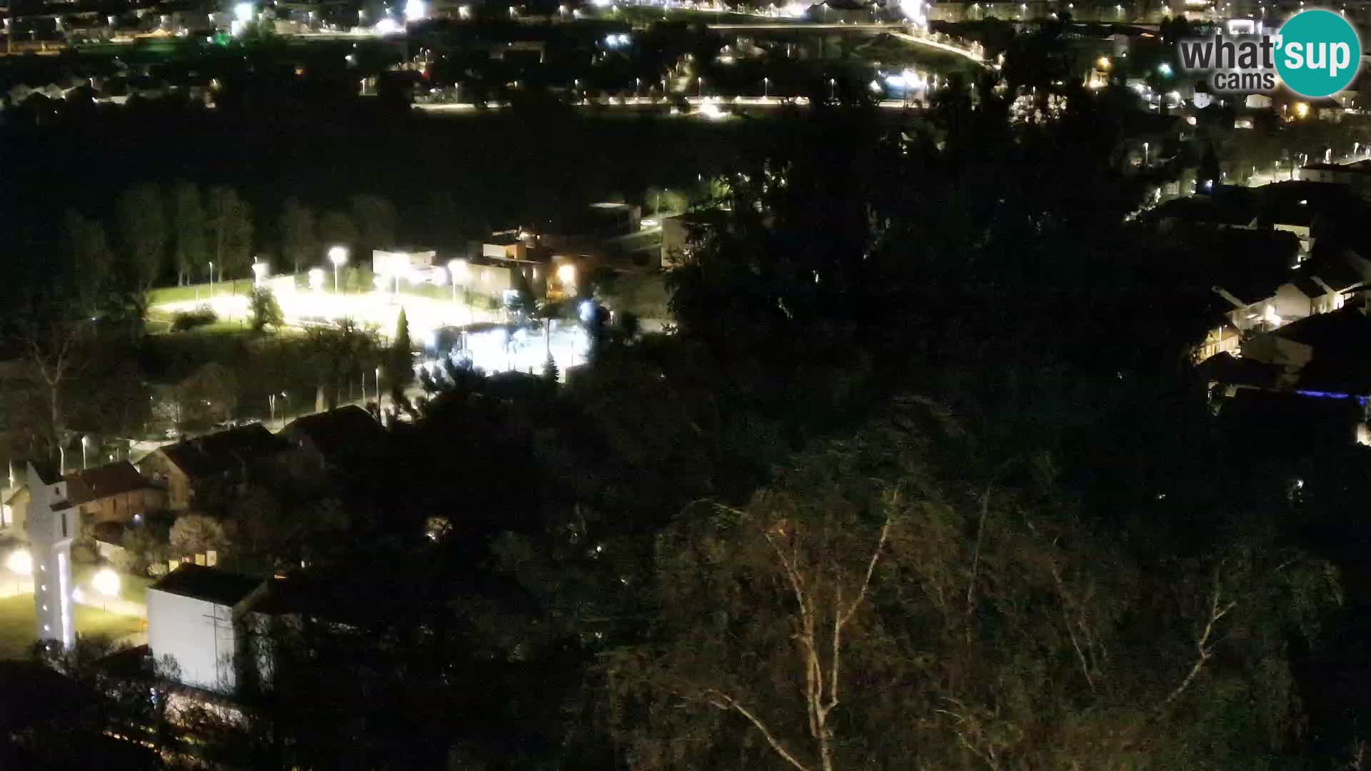 Spletna kamera Karlovac Dubovac grad – Pogled v živo na zgodovinsko znamenitost Karlovca