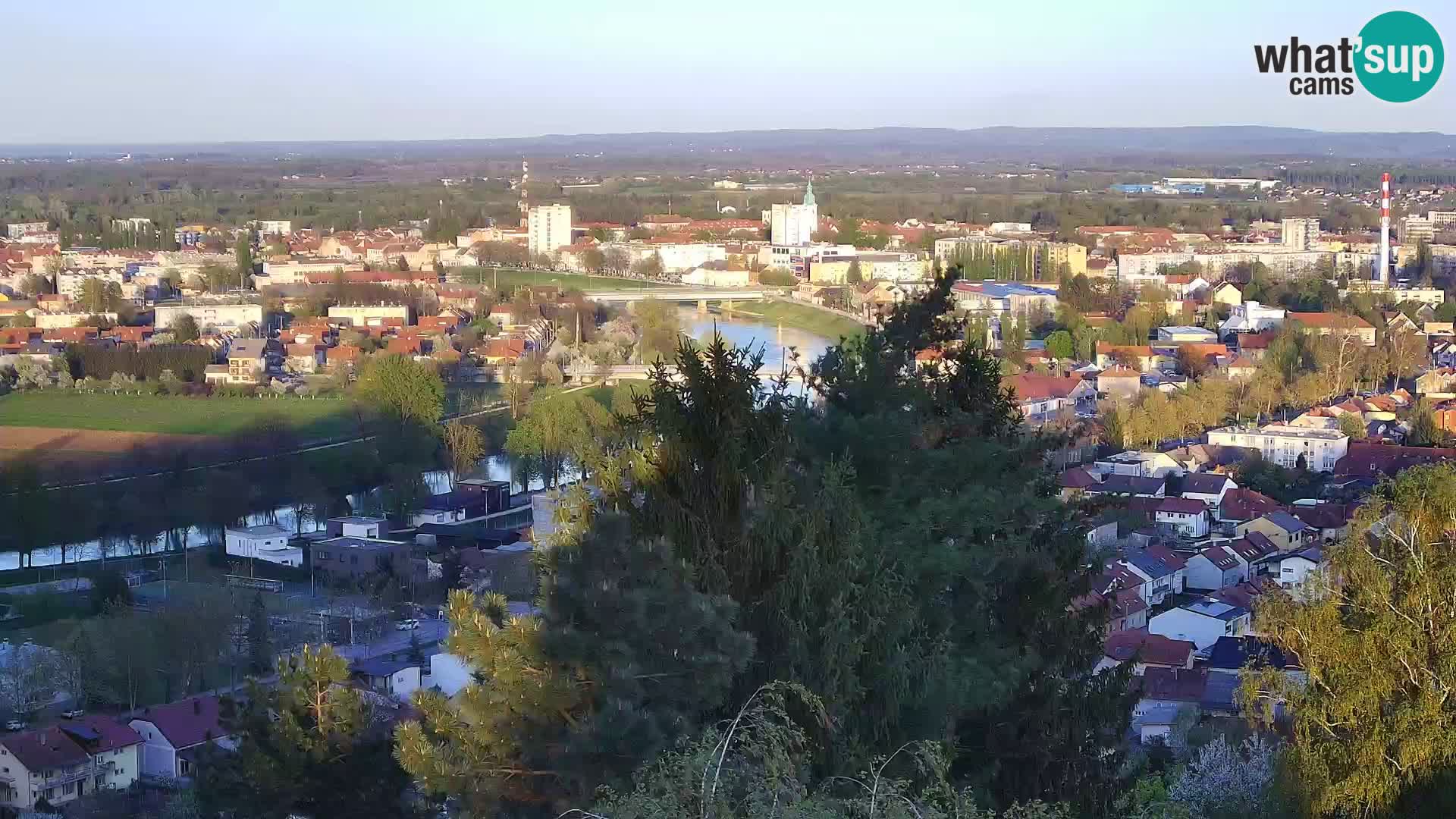 Web kamera Karlovac – Dvorac Dubovac uživo