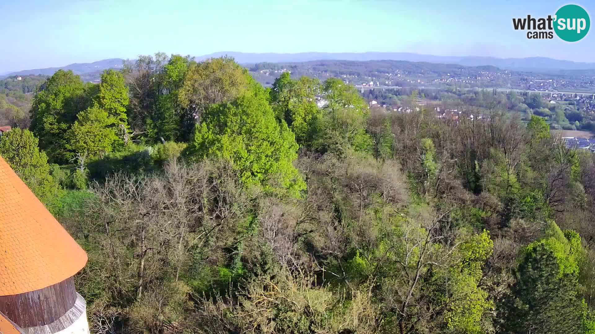 Spletna kamera Karlovac Dubovac grad – Pogled v živo na zgodovinsko znamenitost Karlovca