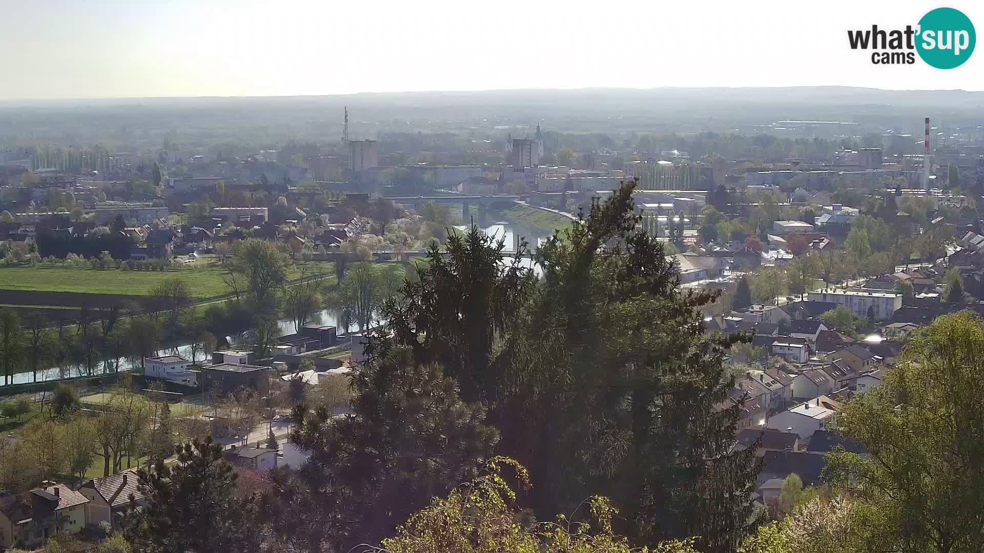 Web kamera Karlovac – Dvorac Dubovac uživo