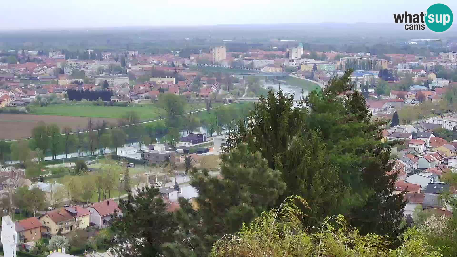 Web kamera Karlovac – Dvorac Dubovac uživo