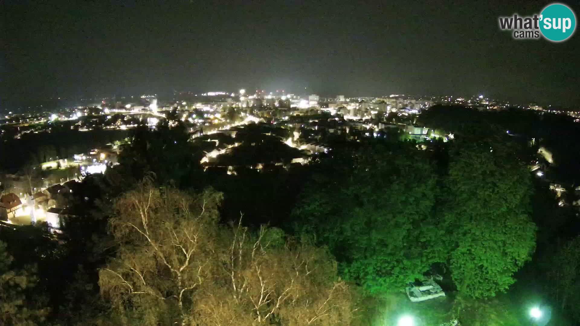 Spletna kamera Karlovac Dubovac grad – Pogled v živo na zgodovinsko znamenitost Karlovca