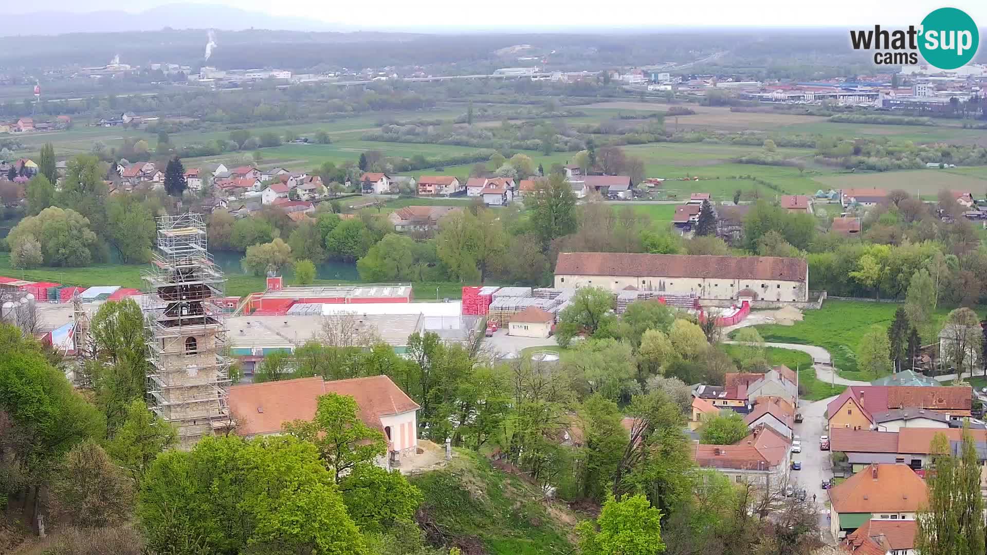 Spletna kamera Karlovac Dubovac grad – Pogled v živo na zgodovinsko znamenitost Karlovca