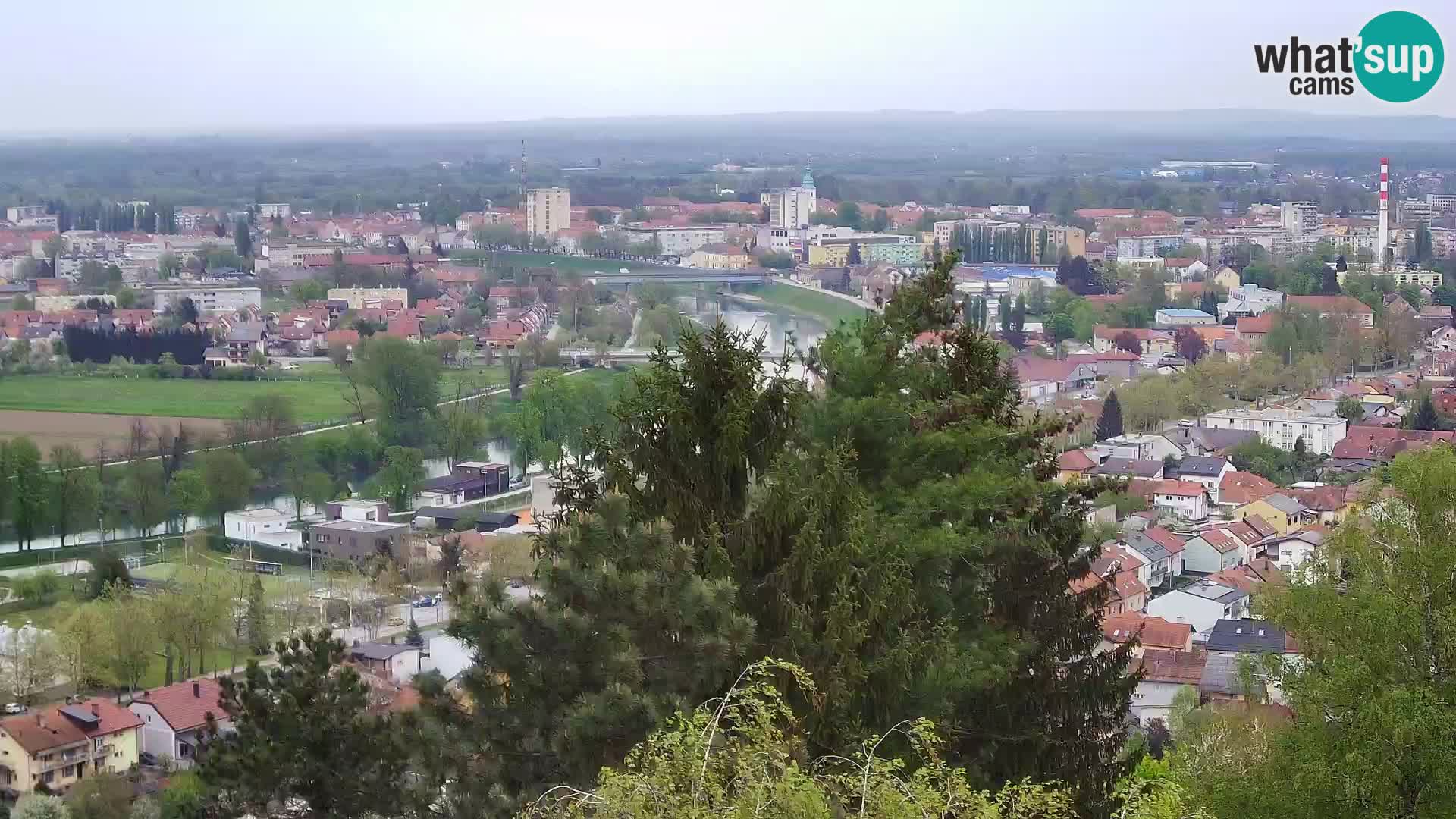 Spletna kamera Karlovac Dubovac grad – Pogled v živo na zgodovinsko znamenitost Karlovca