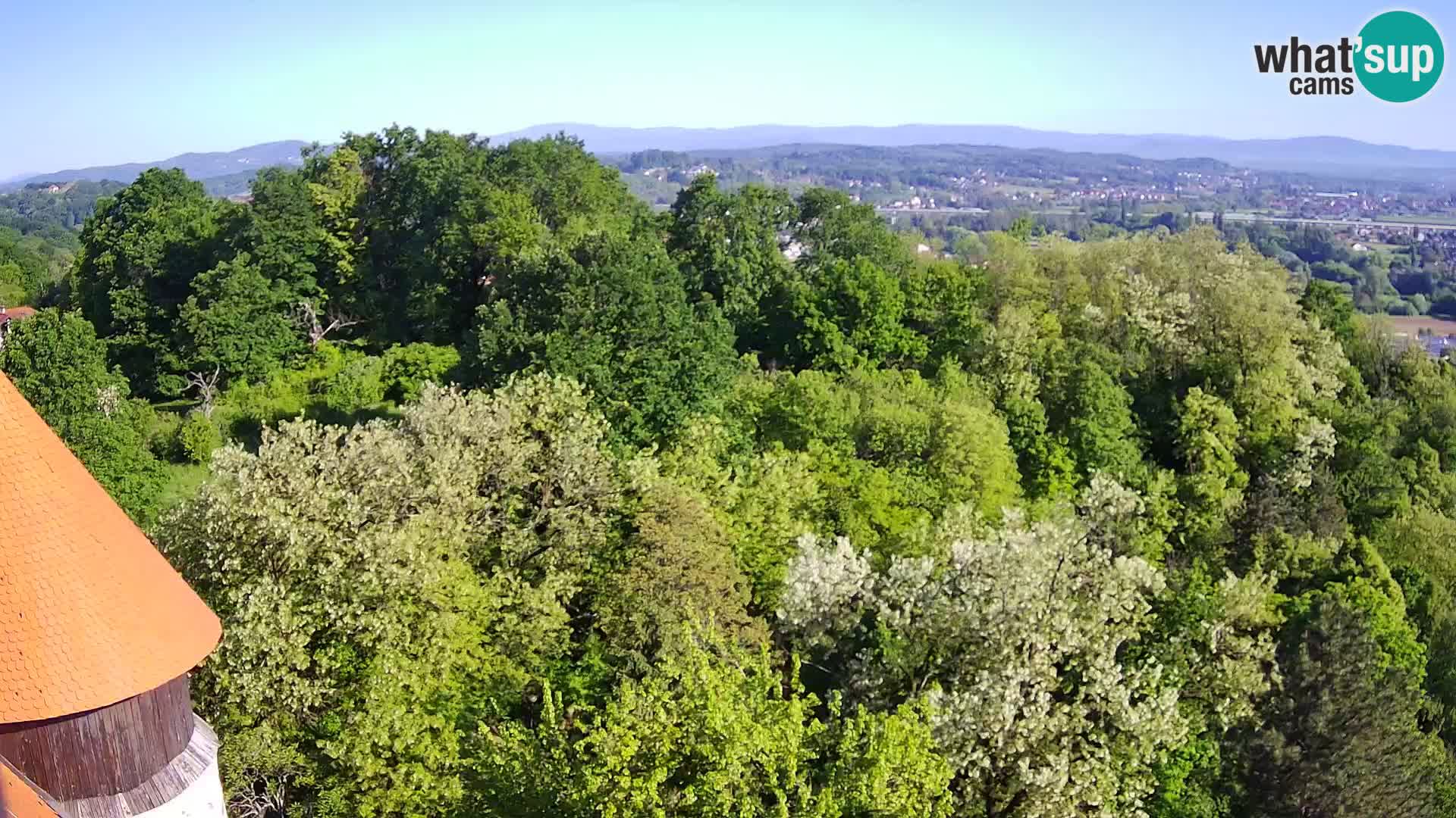 Spletna kamera Karlovac Dubovac grad – Pogled v živo na zgodovinsko znamenitost Karlovca