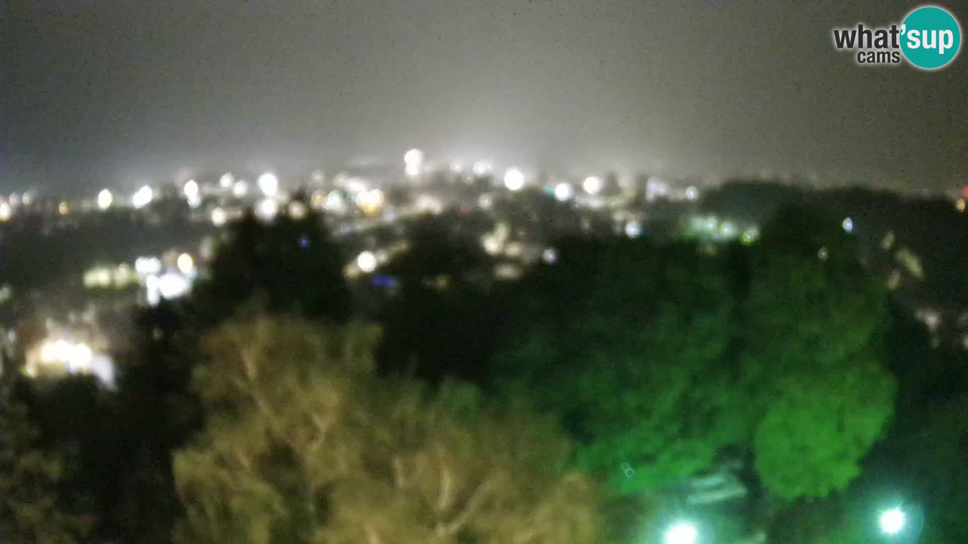 Spletna kamera Karlovac Dubovac grad – Pogled v živo na zgodovinsko znamenitost Karlovca