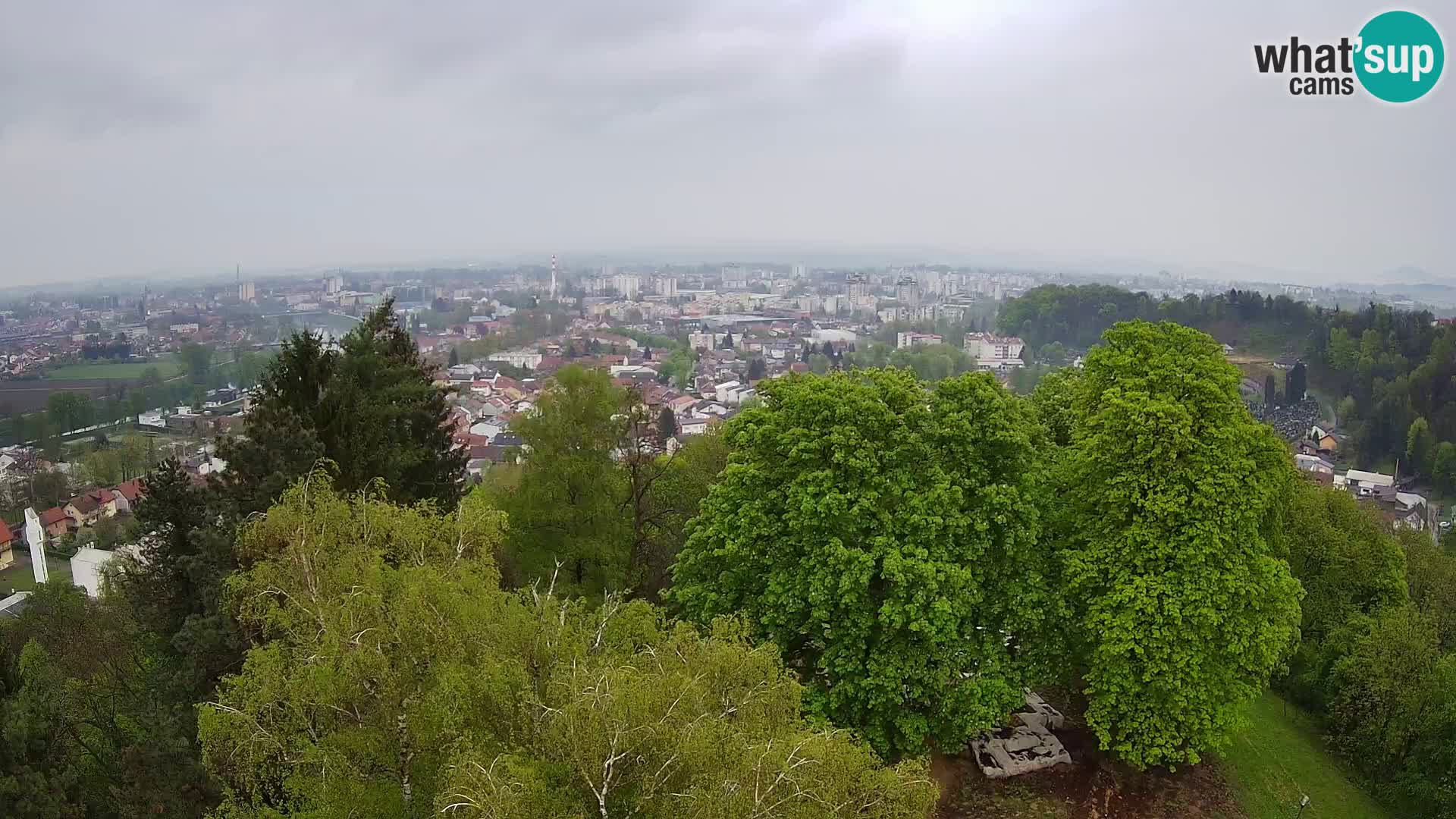 Web kamera Karlovac – Dvorac Dubovac uživo