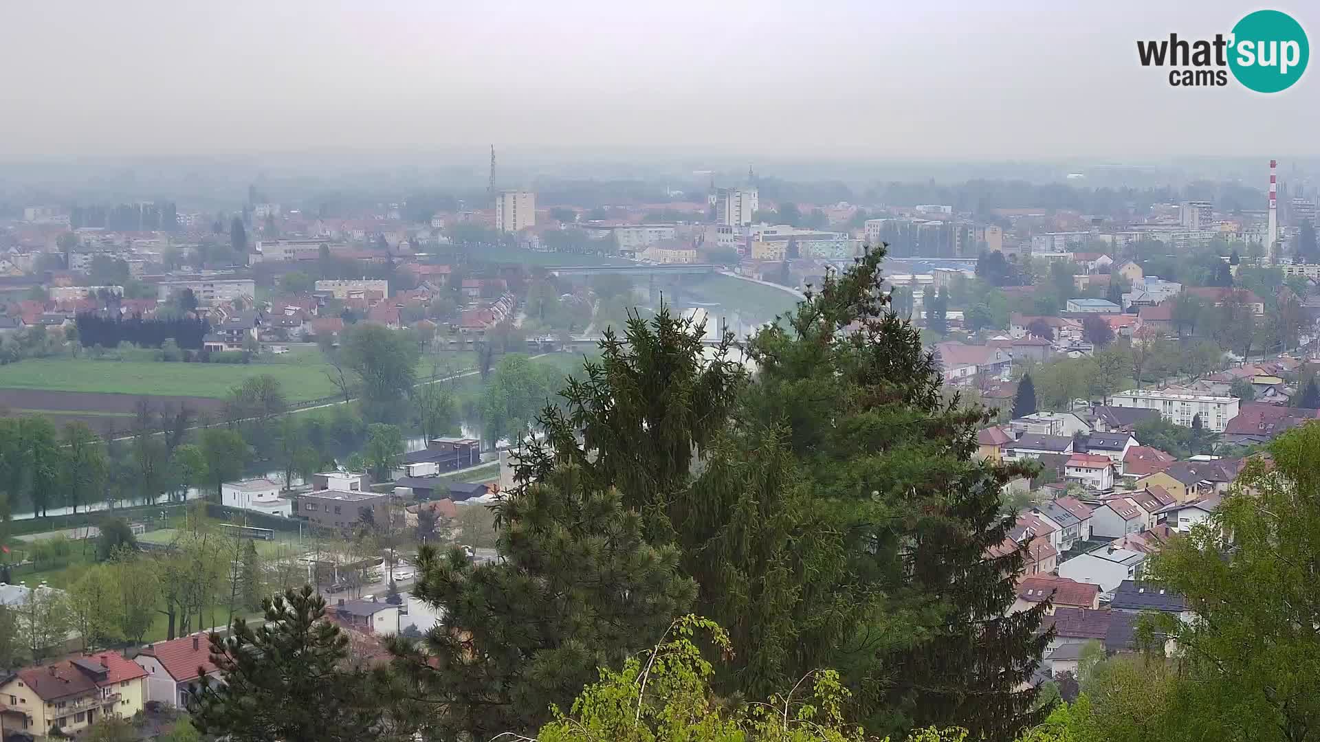 Spletna kamera Karlovac Dubovac grad – Pogled v živo na zgodovinsko znamenitost Karlovca