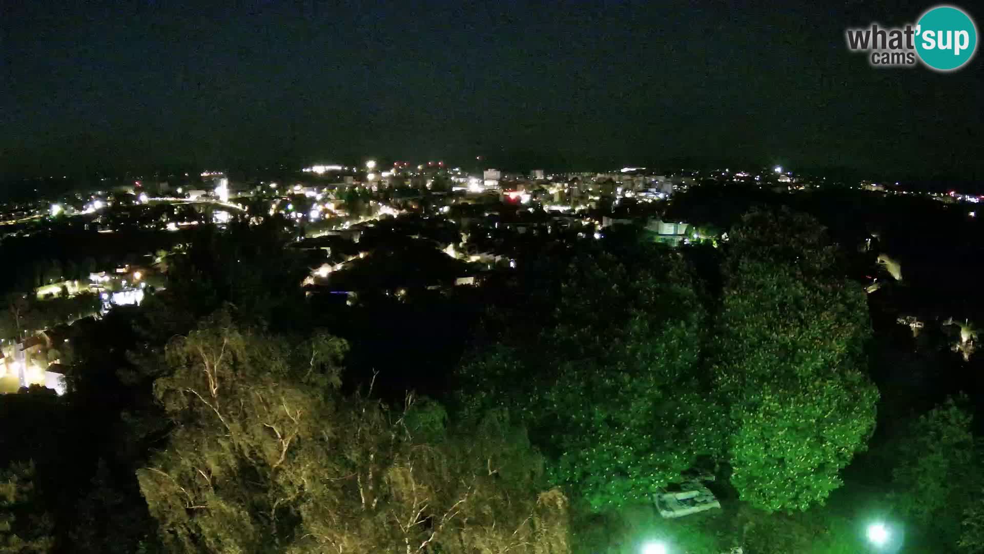 Web kamera Karlovac – Dvorac Dubovac uživo