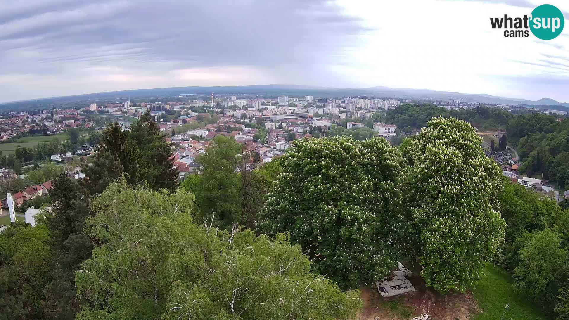 Web kamera Karlovac – Dvorac Dubovac uživo