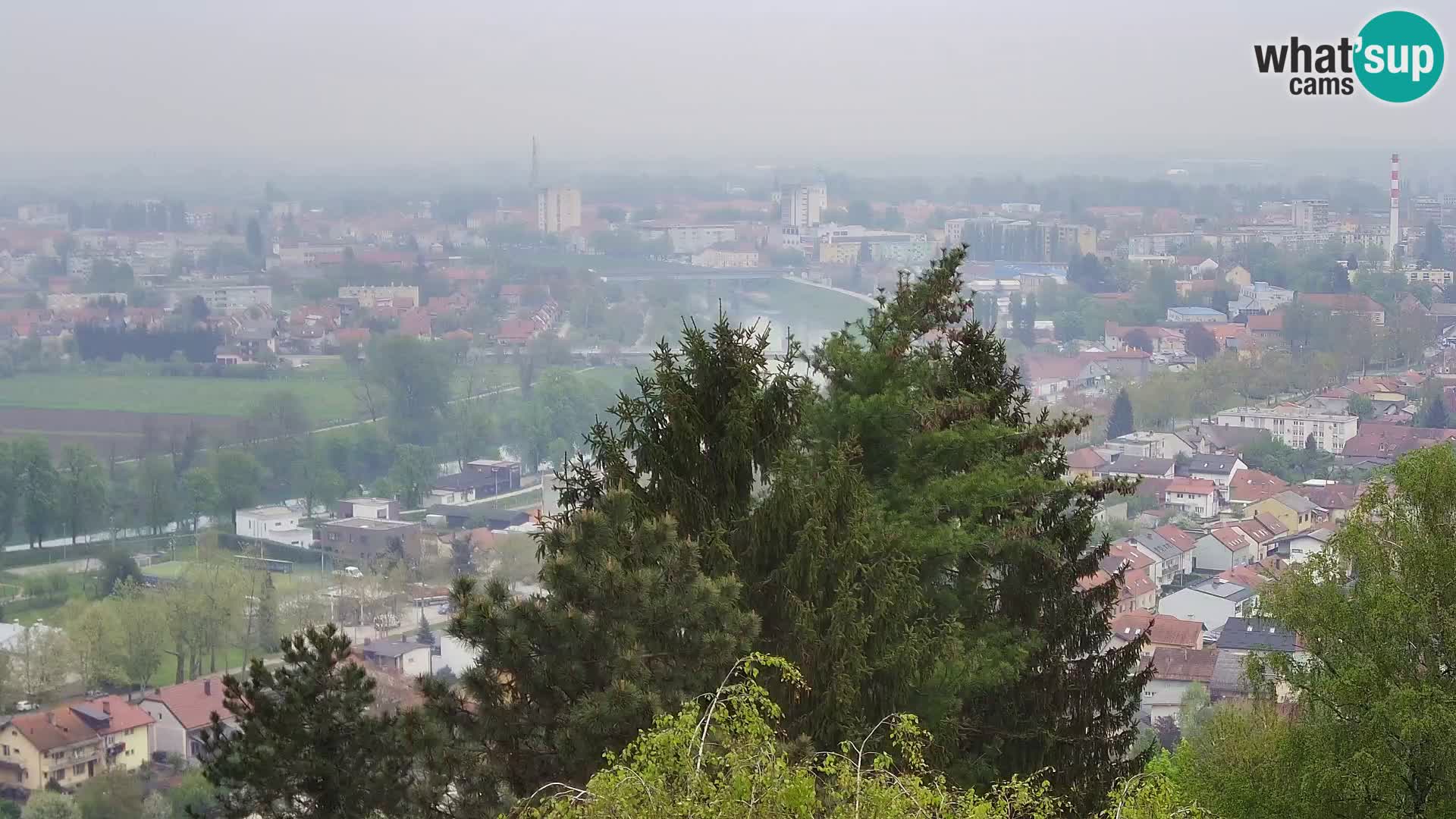 Spletna kamera Karlovac Dubovac grad – Pogled v živo na zgodovinsko znamenitost Karlovca