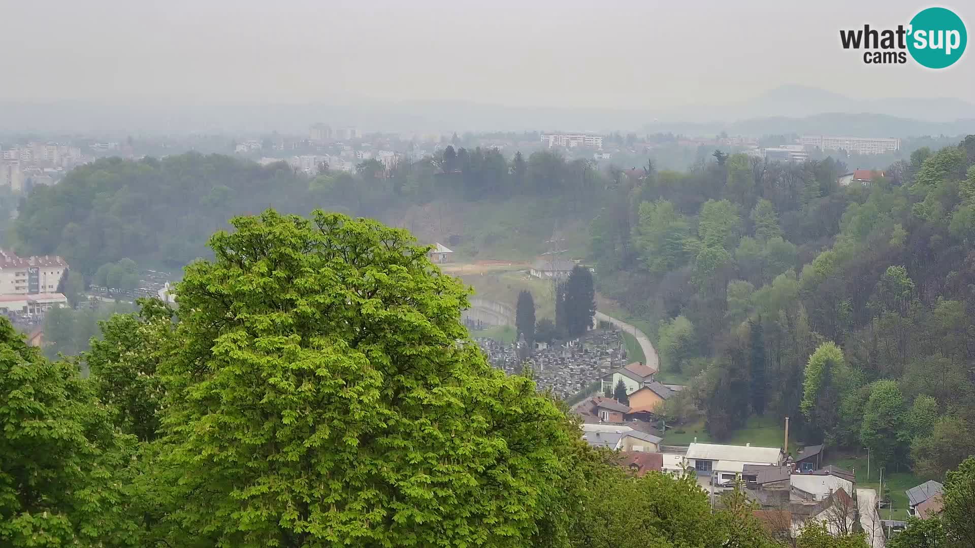 Spletna kamera Karlovac Dubovac grad – Pogled v živo na zgodovinsko znamenitost Karlovca