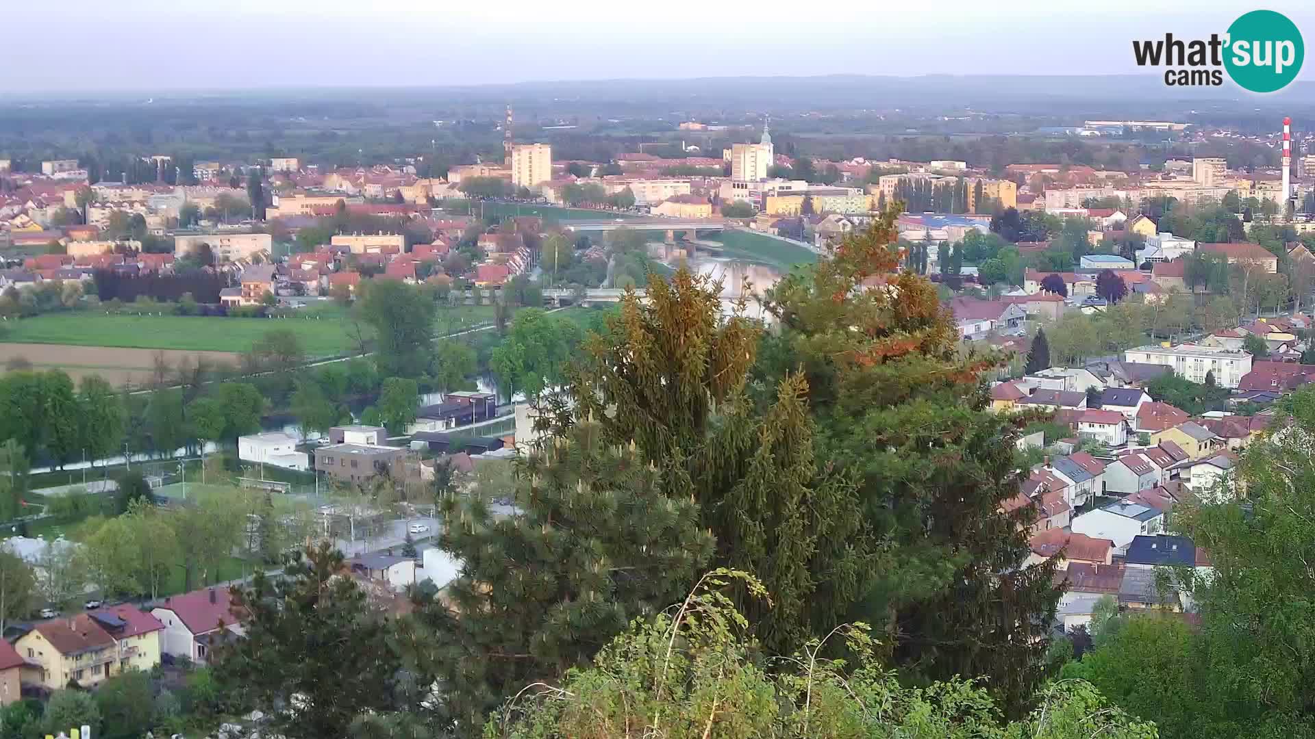 Web kamera Karlovac – Dvorac Dubovac uživo