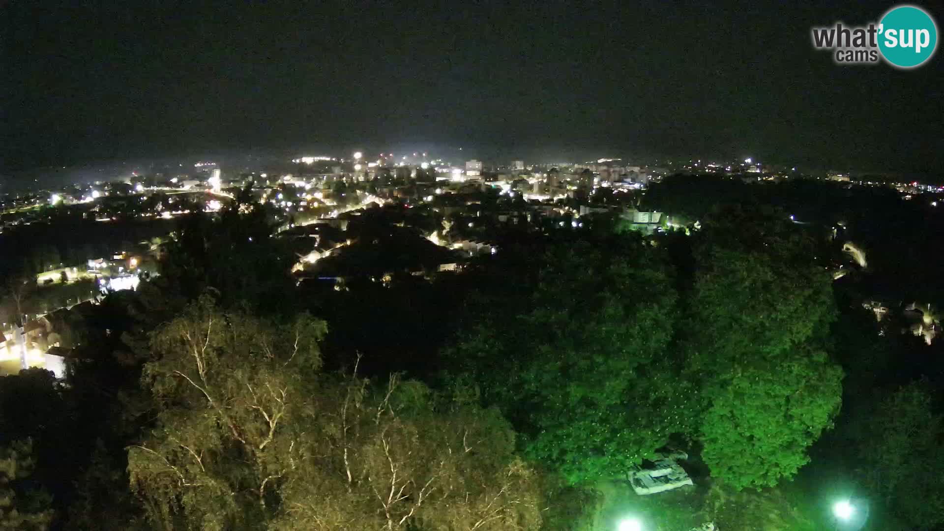 Web kamera Karlovac – Dvorac Dubovac uživo