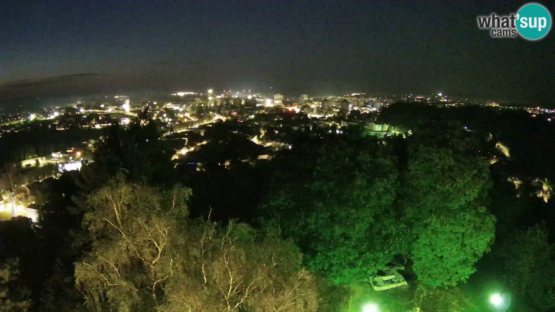 Web kamera Karlovac – Dvorac Dubovac uživo