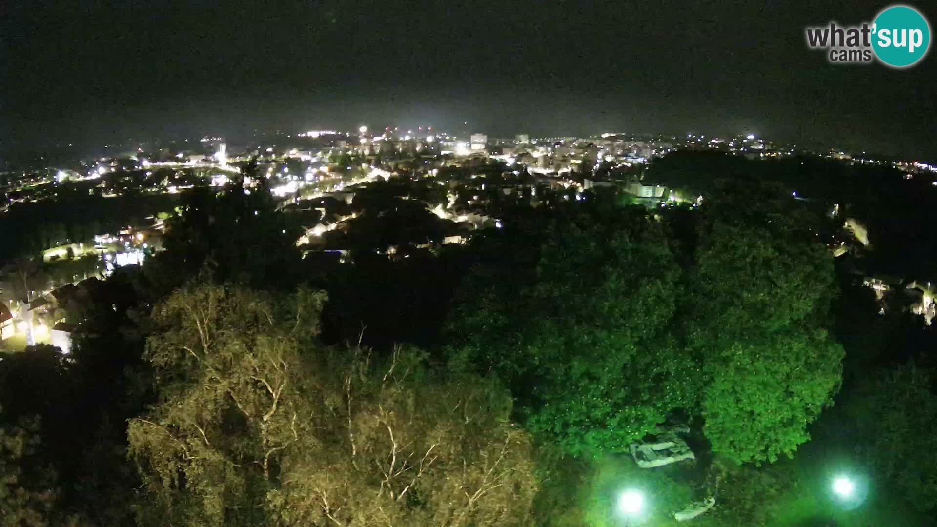 Web kamera Karlovac – Dvorac Dubovac uživo