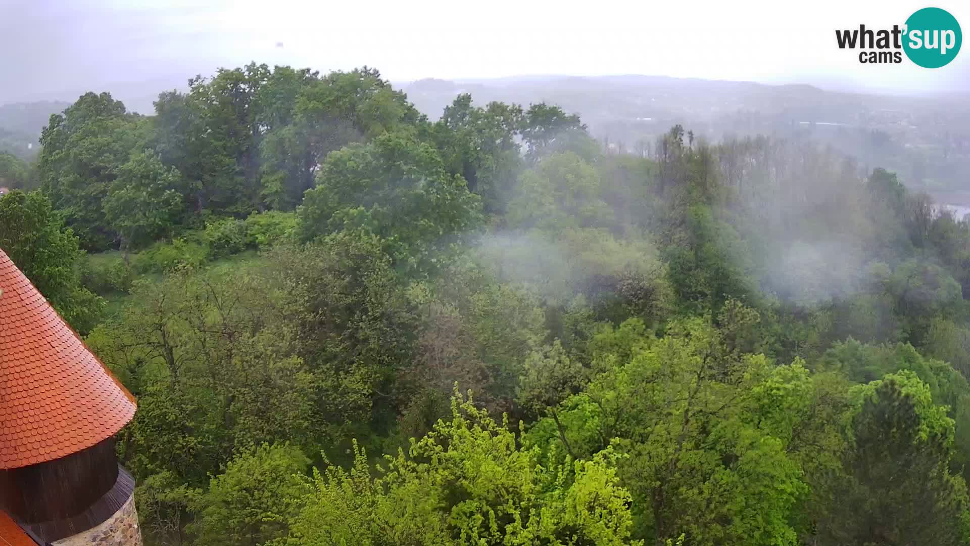 Web kamera Karlovac – Dvorac Dubovac uživo