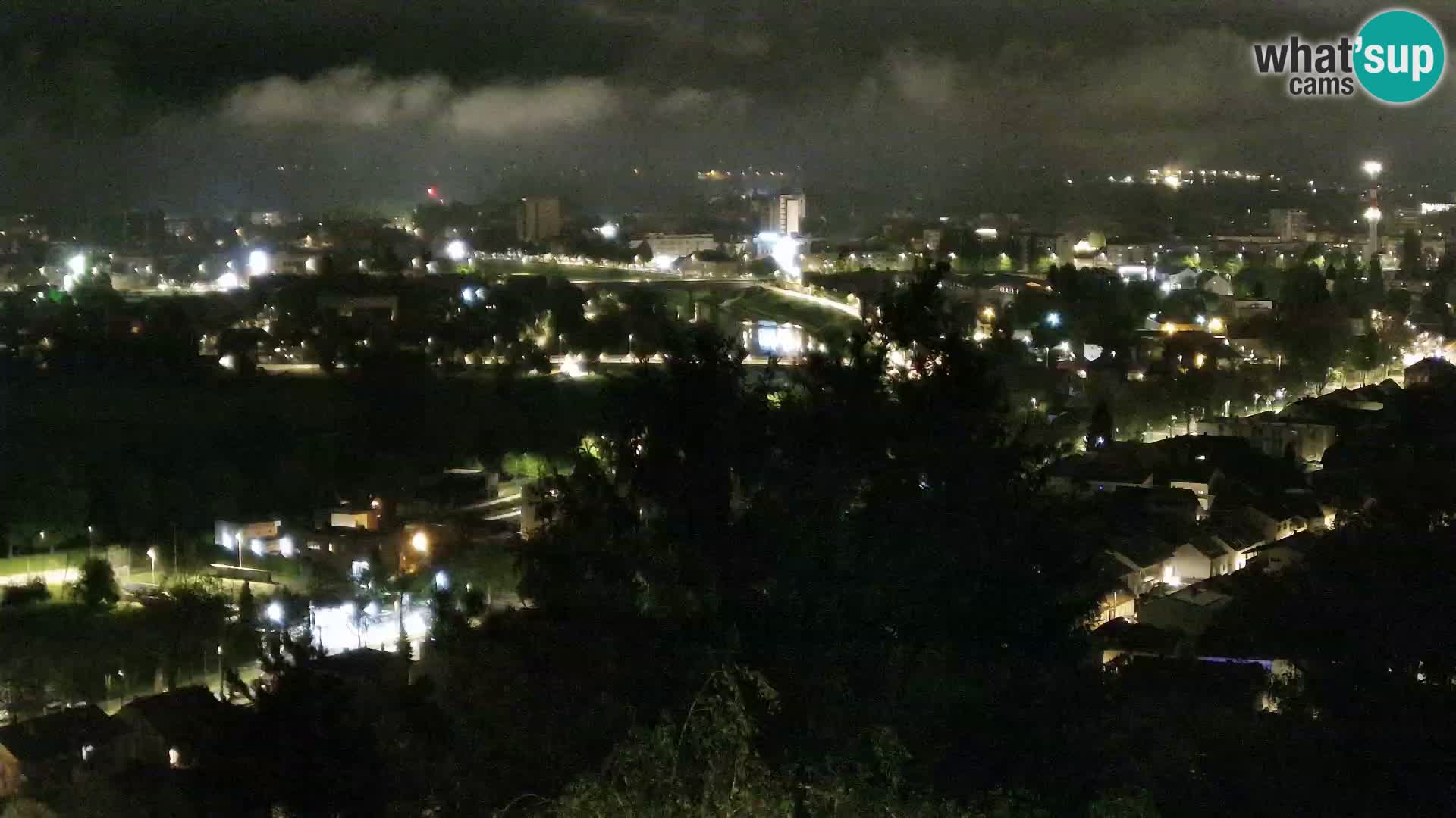 Web kamera Karlovac – Dvorac Dubovac uživo