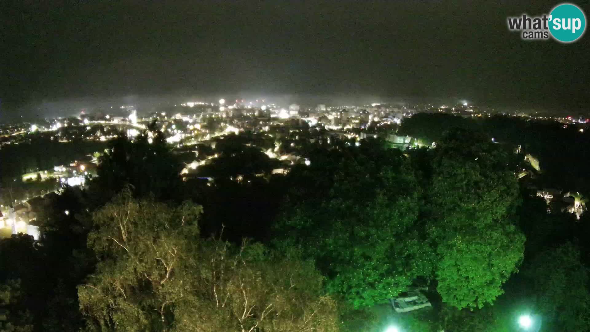 Web kamera Karlovac – Dvorac Dubovac uživo