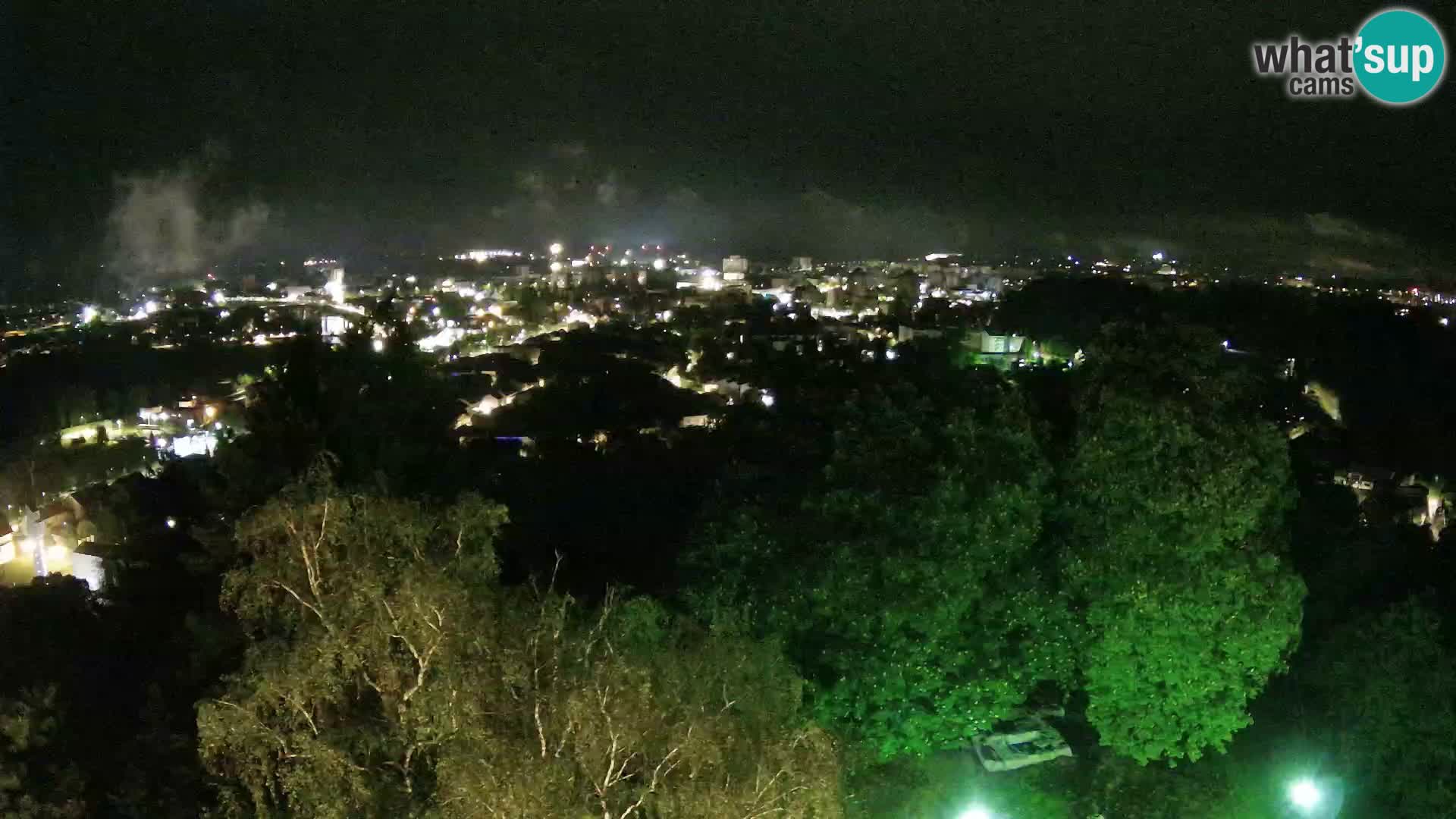 Web kamera Karlovac – Dvorac Dubovac uživo