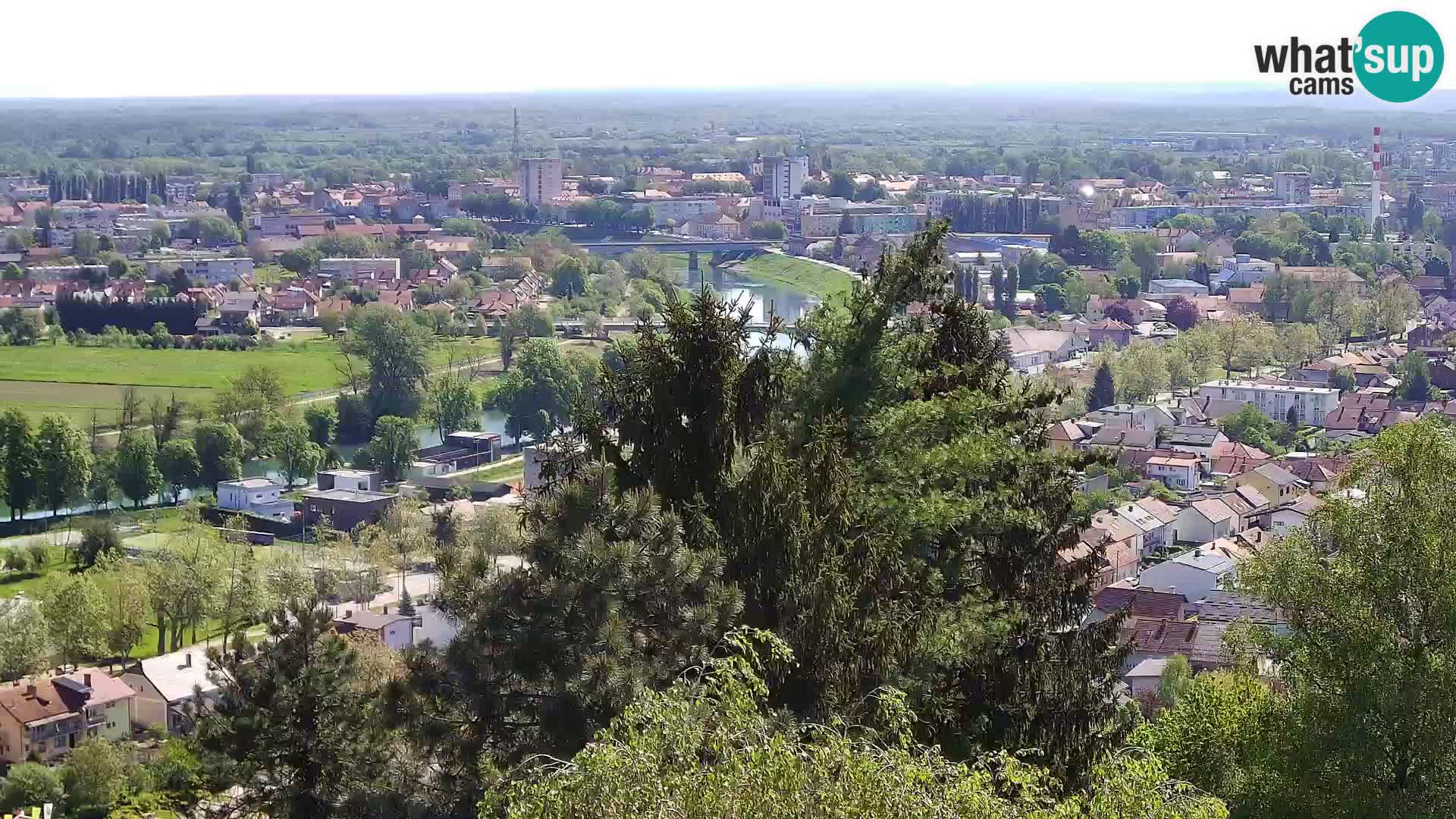 Spletna kamera Karlovac Dubovac grad – Pogled v živo na zgodovinsko znamenitost Karlovca