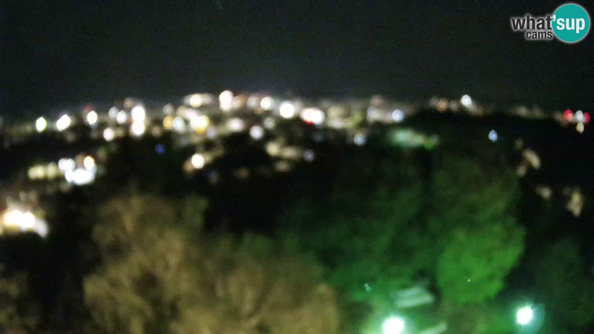 Spletna kamera Karlovac Dubovac grad – Pogled v živo na zgodovinsko znamenitost Karlovca