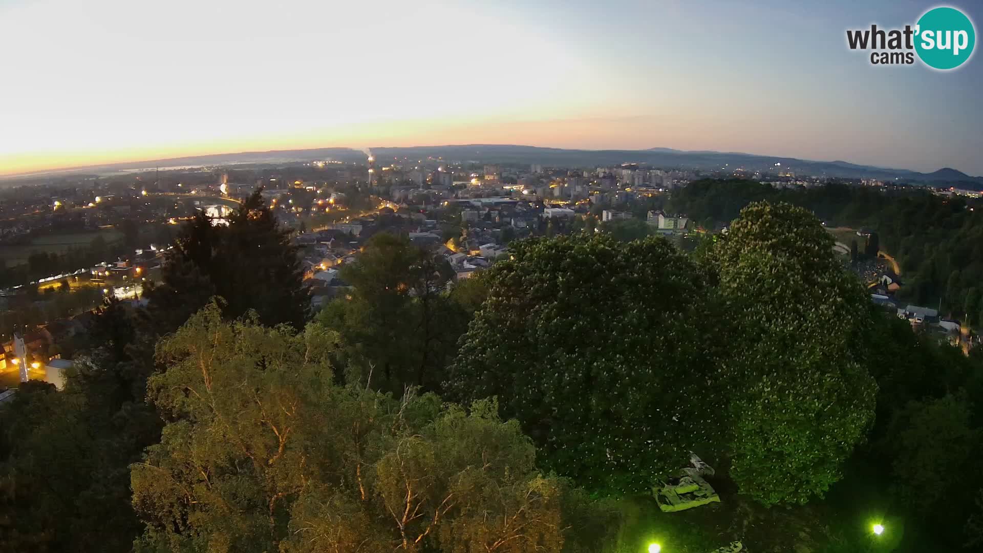 Web kamera Karlovac – Dvorac Dubovac uživo