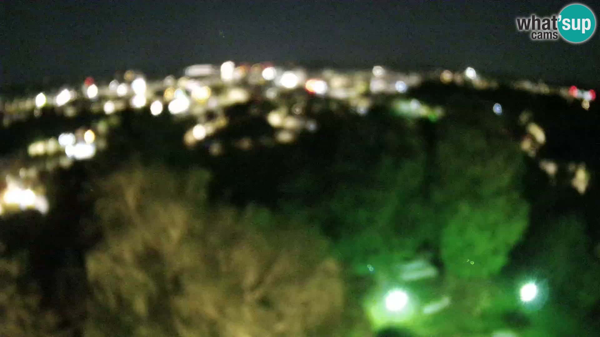 Spletna kamera Karlovac Dubovac grad – Pogled v živo na zgodovinsko znamenitost Karlovca