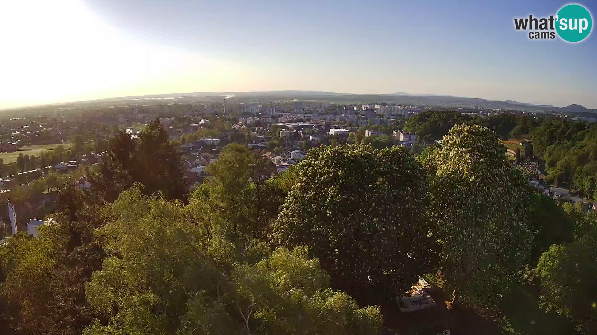 Web kamera Karlovac – Dvorac Dubovac uživo