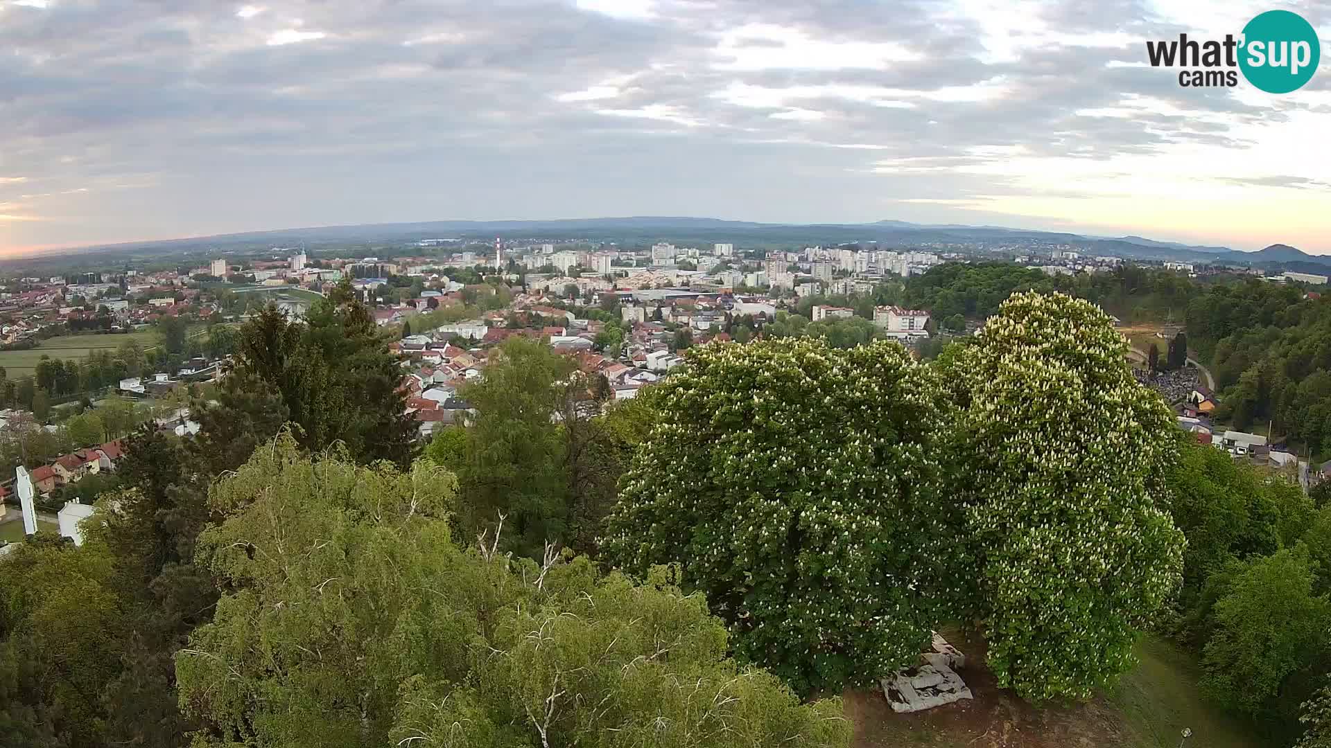 Web kamera Karlovac – Dvorac Dubovac uživo