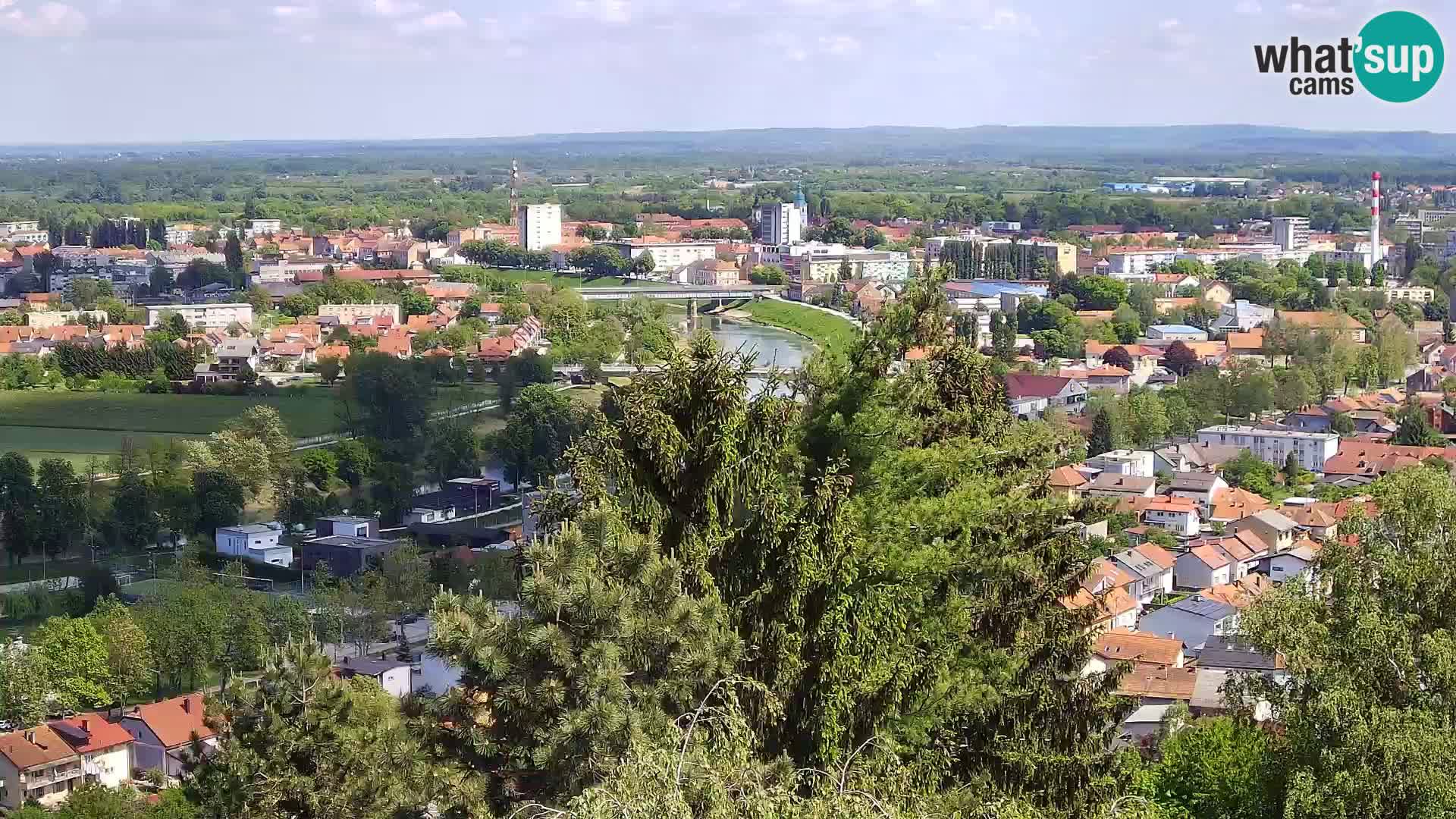 Spletna kamera Karlovac Dubovac grad – Pogled v živo na zgodovinsko znamenitost Karlovca