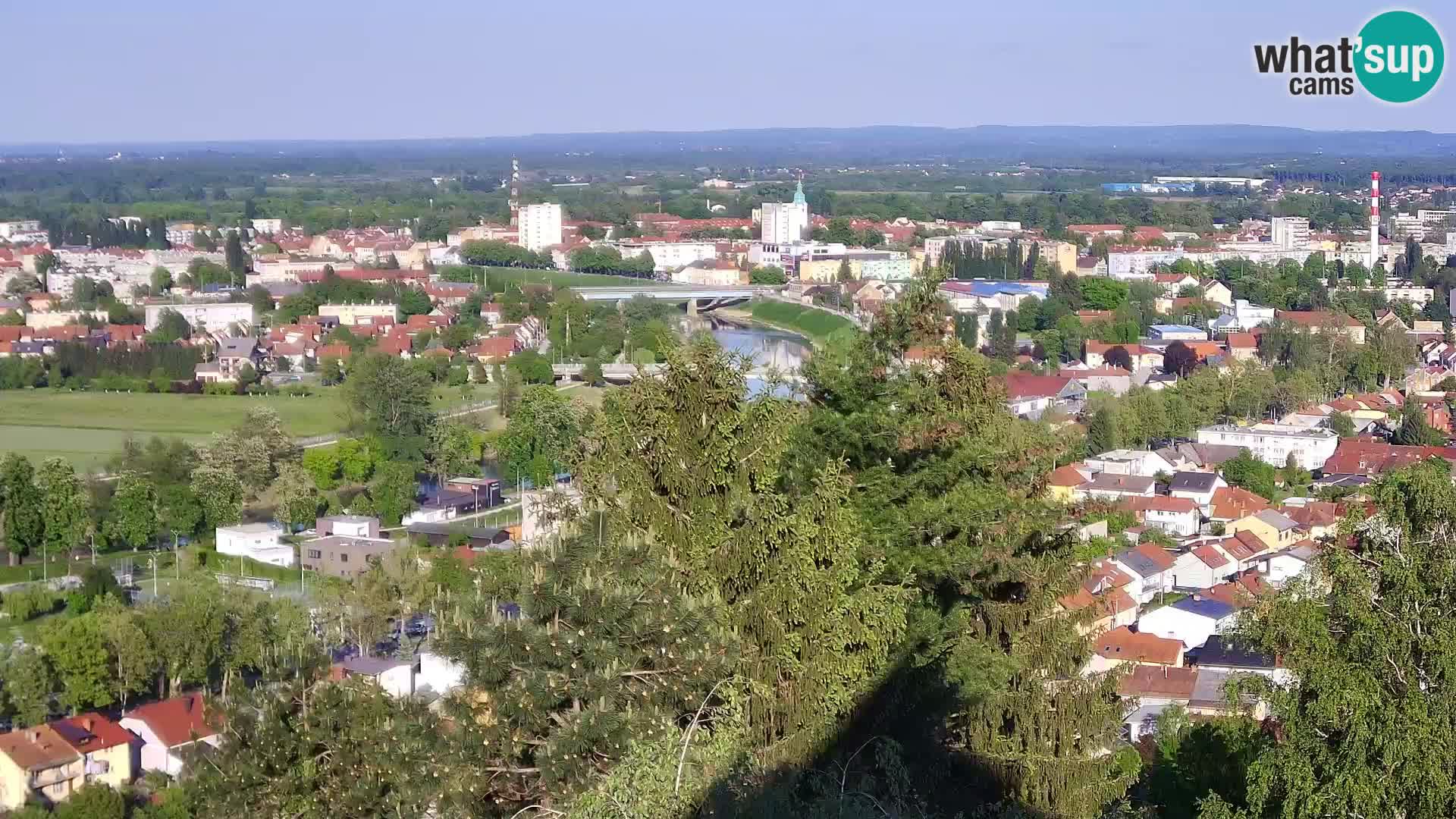 Spletna kamera Karlovac Dubovac grad – Pogled v živo na zgodovinsko znamenitost Karlovca