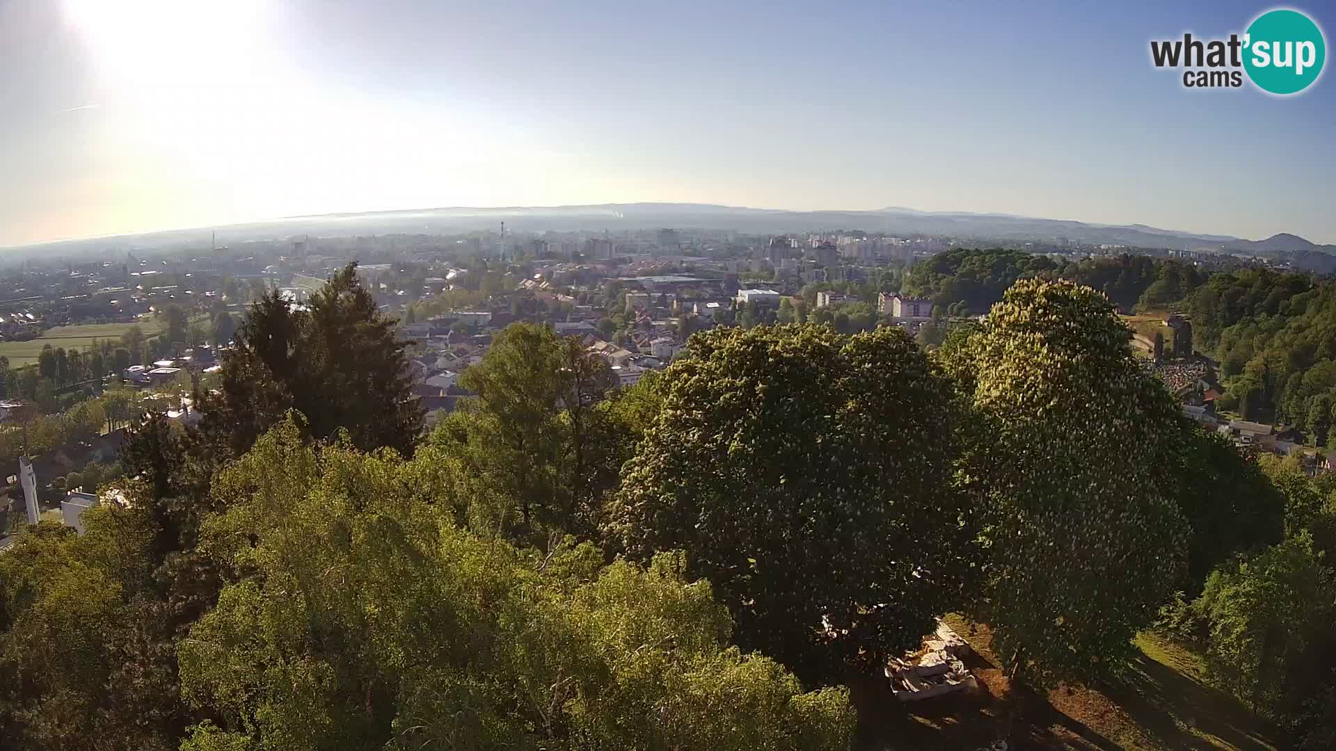 Web kamera Karlovac – Dvorac Dubovac uživo