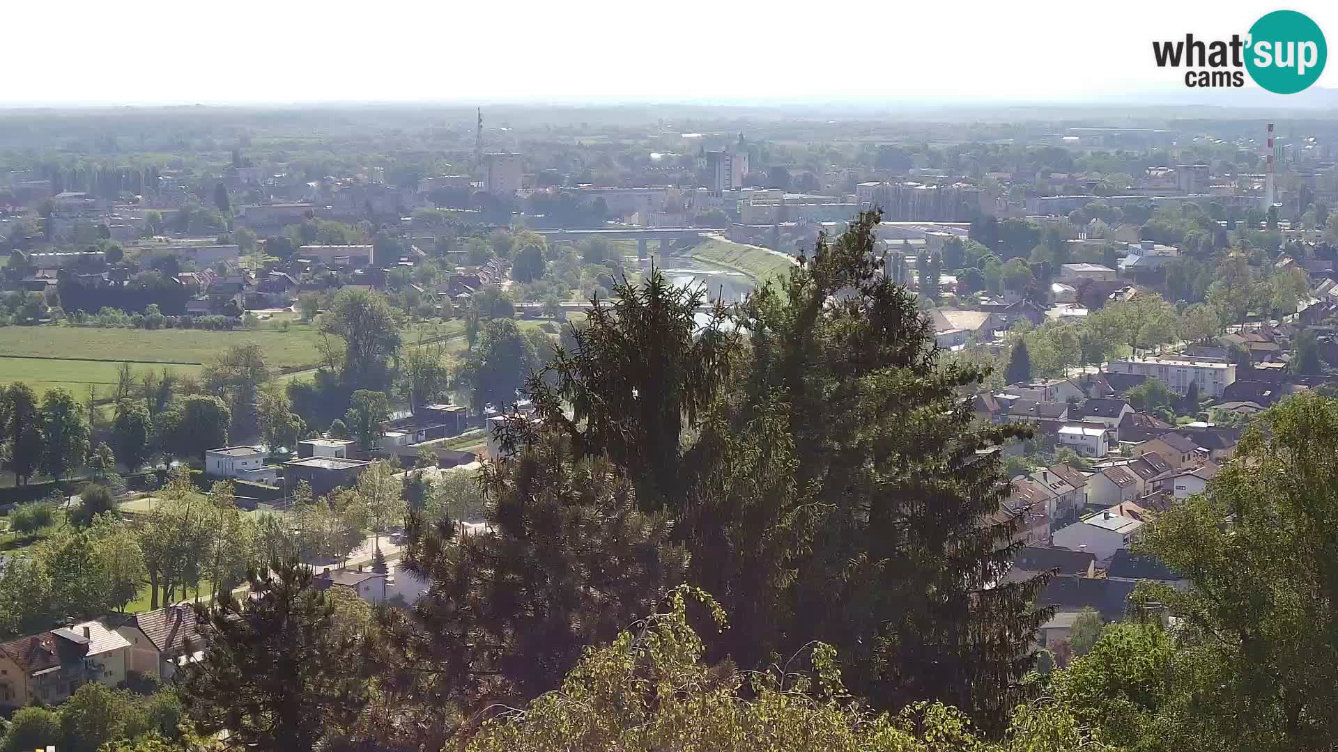 Web kamera Karlovac – Dvorac Dubovac uživo