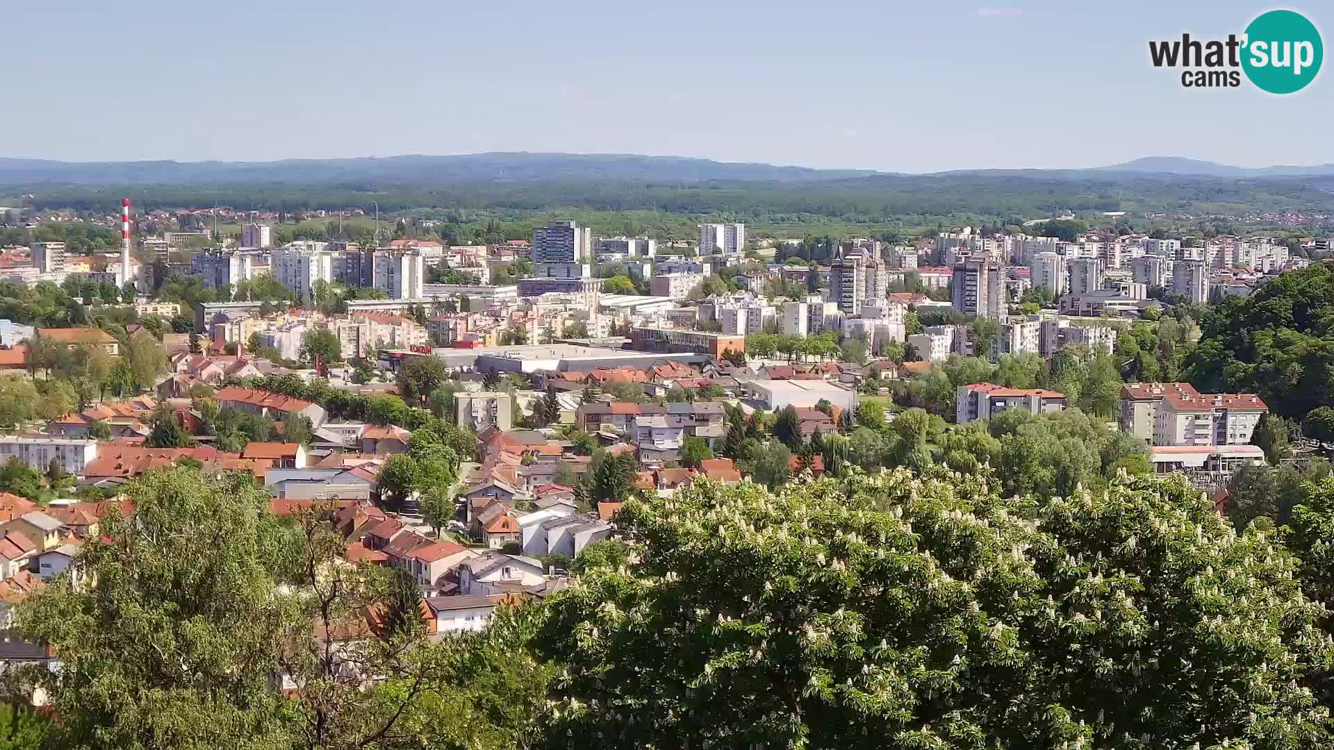 Spletna kamera Karlovac Dubovac grad – Pogled v živo na zgodovinsko znamenitost Karlovca
