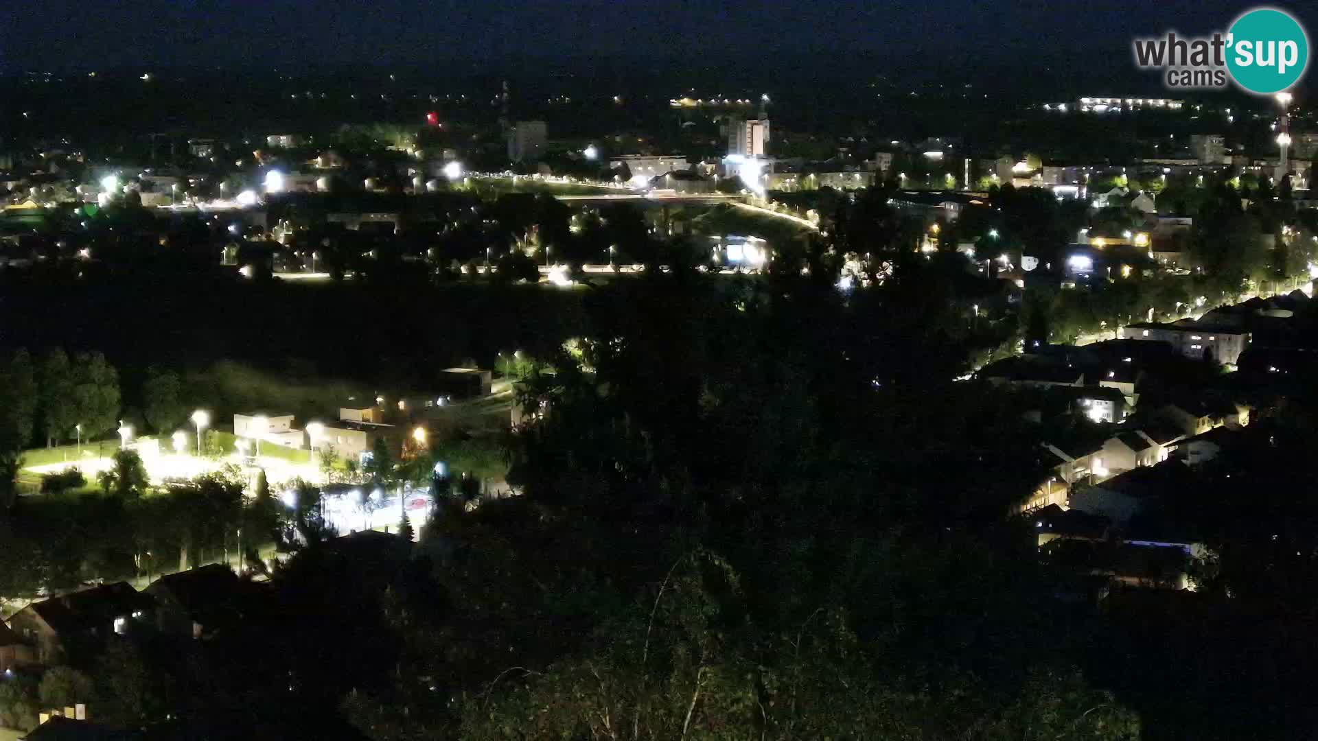 Spletna kamera Karlovac Dubovac grad – Pogled v živo na zgodovinsko znamenitost Karlovca